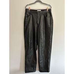 Abercrombie & Fitch Loose High Rise Faux Leather Pants Size 31/12 Straight Black